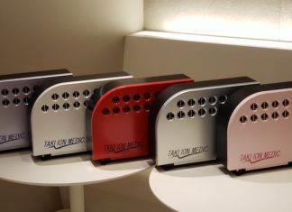 2022年からバイカラーになります